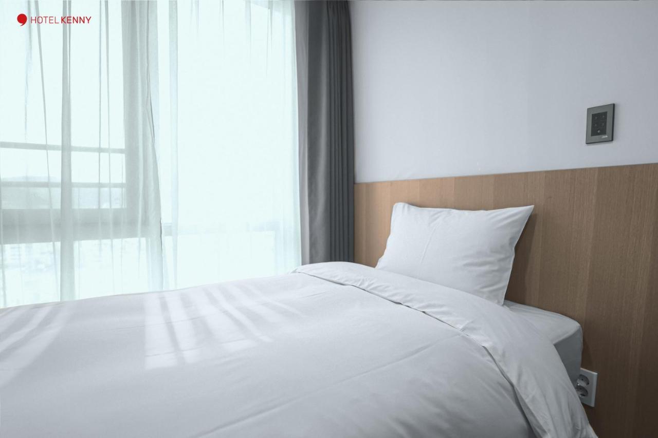 Hotel Kenny Yeosu Eksteriør billede