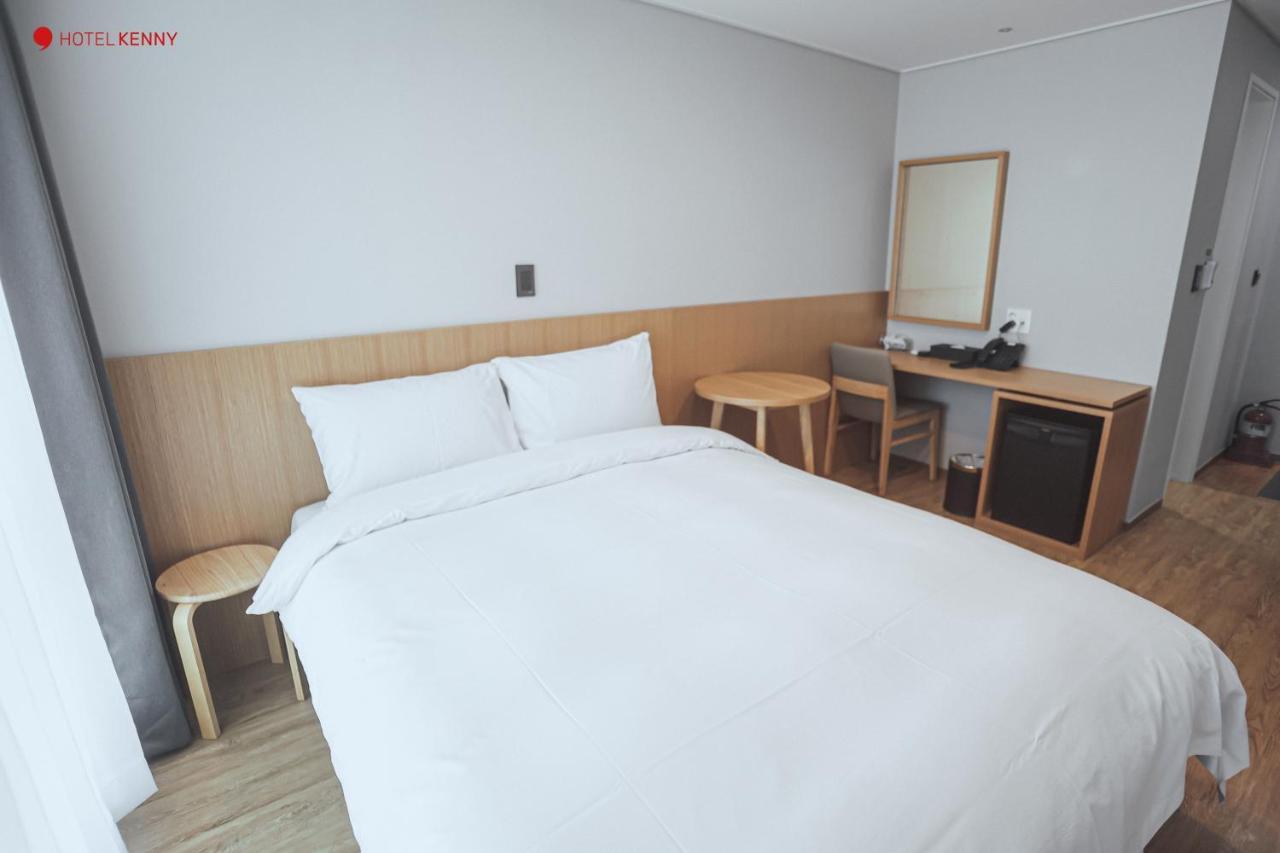 Hotel Kenny Yeosu Eksteriør billede