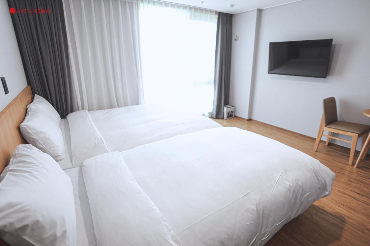 Hotel Kenny Yeosu Eksteriør billede