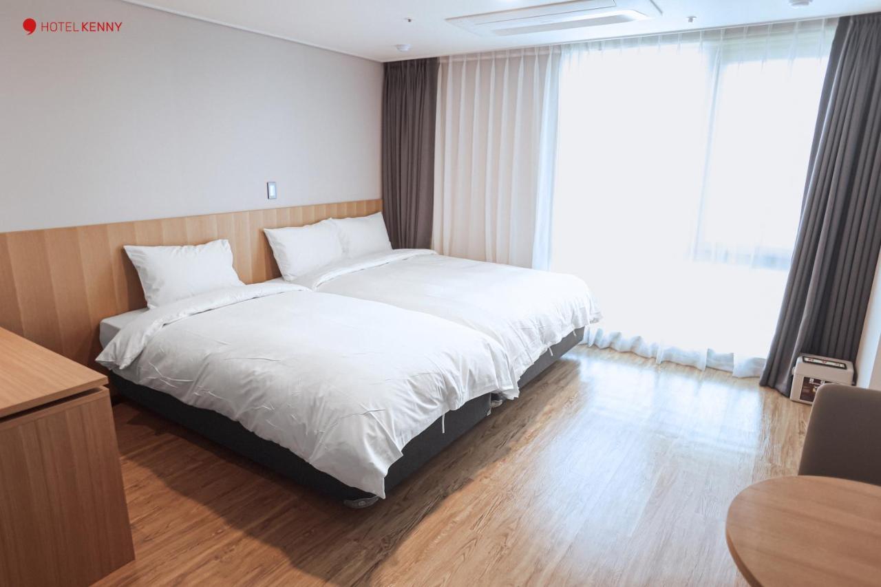 Hotel Kenny Yeosu Eksteriør billede